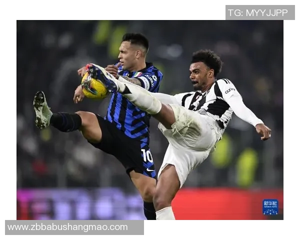 尤文图斯主场战胜国际米兰,C罗梅开二度助球队夺取3分 尤文图斯主场战胜国际米兰,C罗梅开二度助球队夺取3分