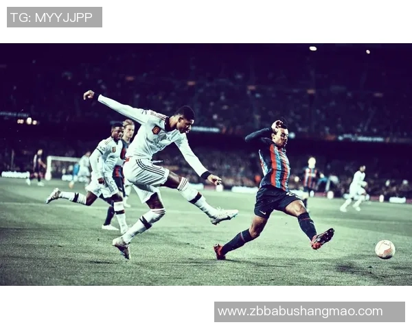 曼联与巴黎激战全场回顾精彩瞬间与战术分析