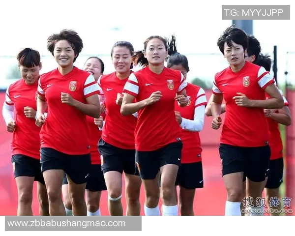 女足运动员李霞荣获国际足联最佳球员奖项,展现中华女足实力 女足运动员李霞荣获国际足联最佳球员奖项,展现中华女足实力